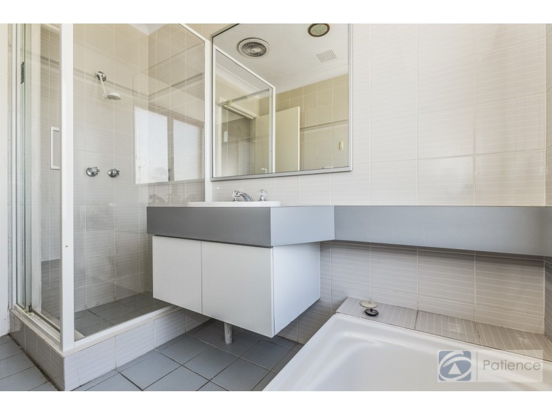9 Mead Cove, Ocean Reef WA 6027
