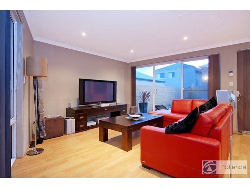 10 Gaudi Way, Clarkson WA 6030