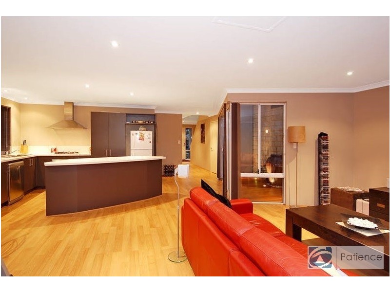 10 Gaudi Way, Clarkson WA 6030