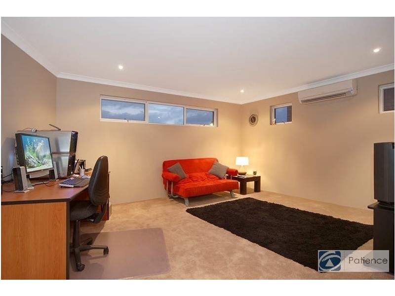 10 Gaudi Way, Clarkson WA 6030