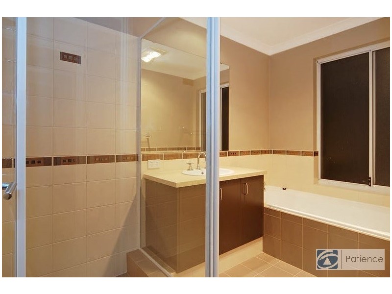 10 Gaudi Way, Clarkson WA 6030