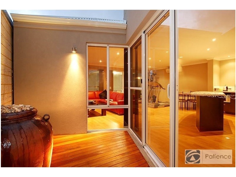 10 Gaudi Way, Clarkson WA 6030