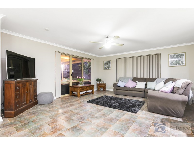 6 Quinault Loop, Joondalup WA 6027