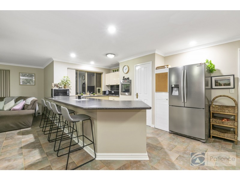 6 Quinault Loop, Joondalup WA 6027