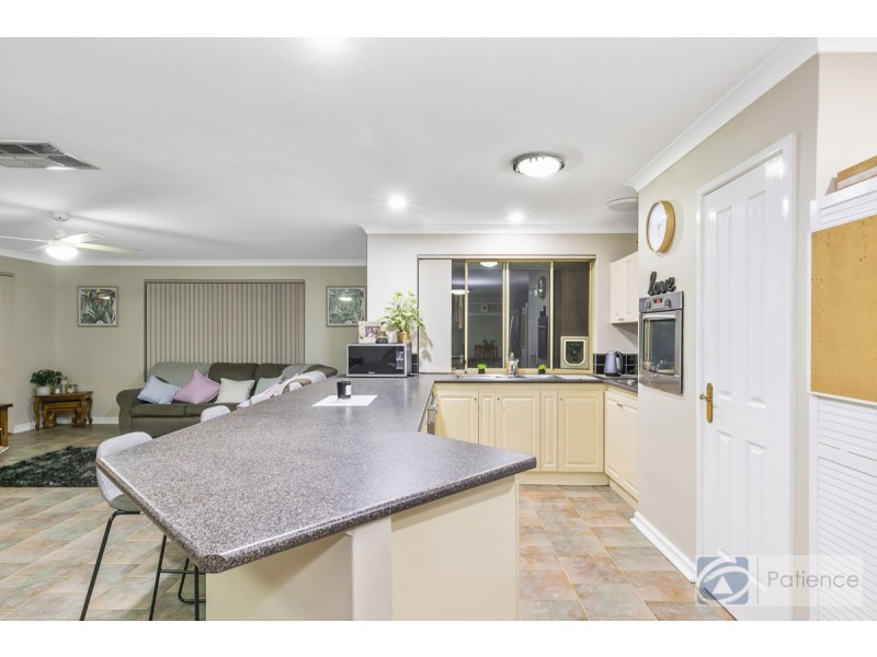 6 Quinault Loop, Joondalup WA 6027