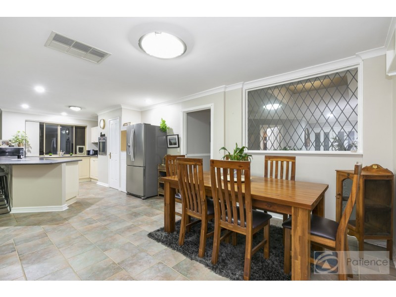 6 Quinault Loop, Joondalup WA 6027