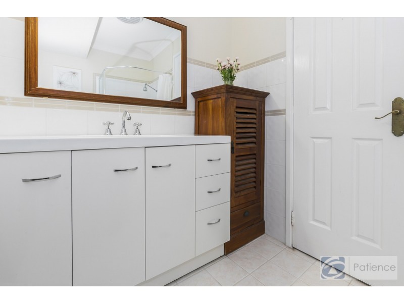 6 Quinault Loop, Joondalup WA 6027