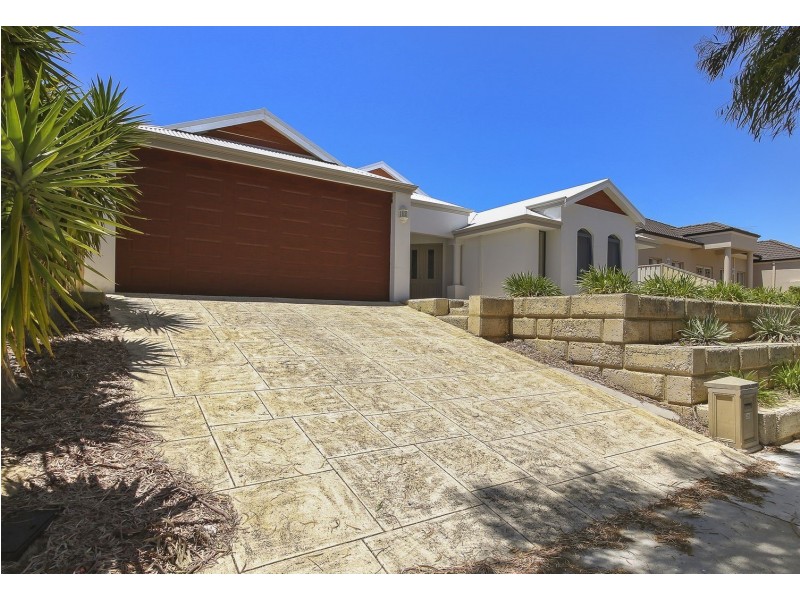 26 San Teodoro Avenue, Sinagra WA 6065