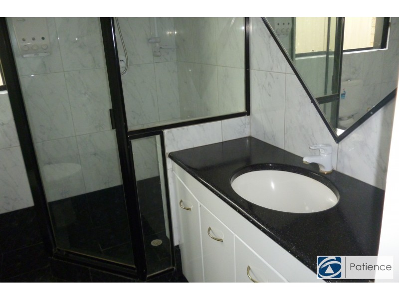 64 East Road, Pearsall WA 6065