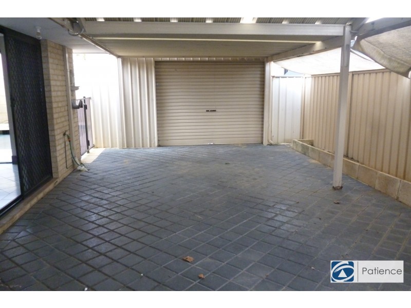 64 East Road, Pearsall WA 6065