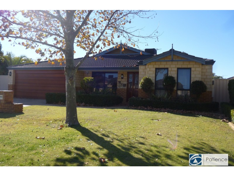 25 Minjah Circuit, Carramar WA 6031