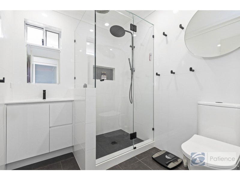 27 Westerly Crescent, Heathridge WA 6027