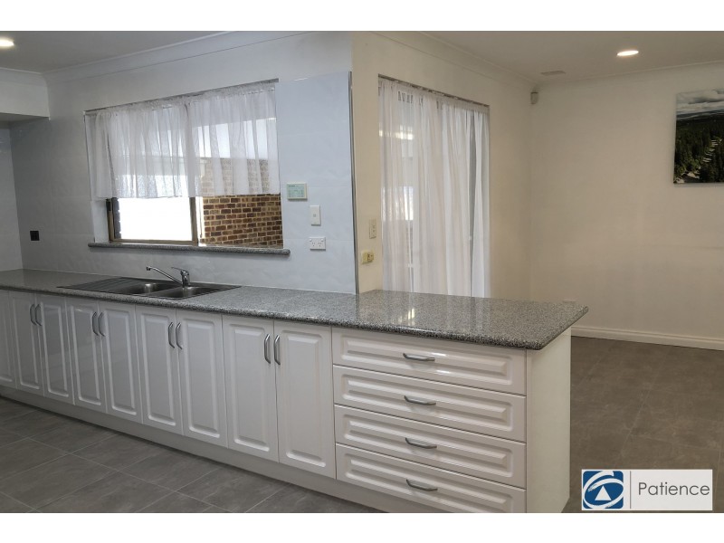 76 Giralt Road, Marangaroo WA 6064