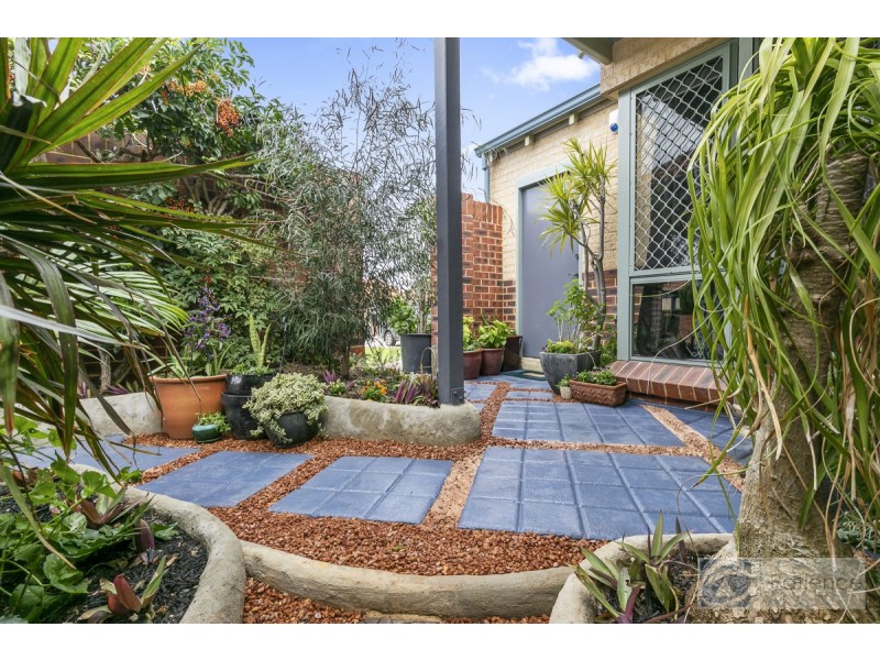 24/87 Glanton Way, Dianella WA 6059
