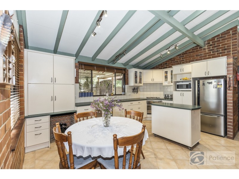 23 Parkland Close, Edgewater WA 6027