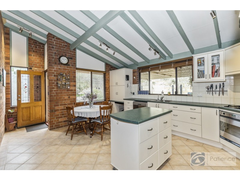 23 Parkland Close, Edgewater WA 6027