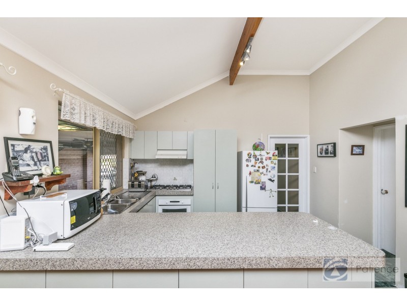 37 Midsummer Circle, Ellenbrook WA 6069