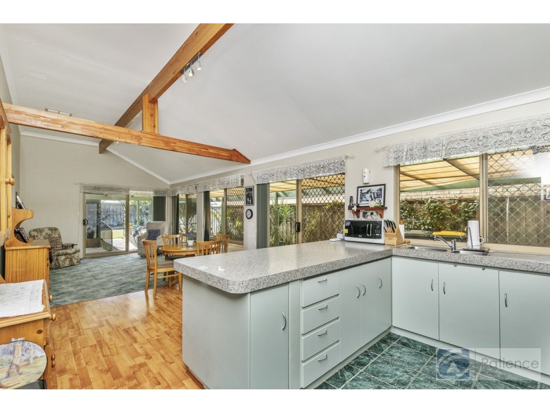 37 Midsummer Circle, Ellenbrook WA 6069