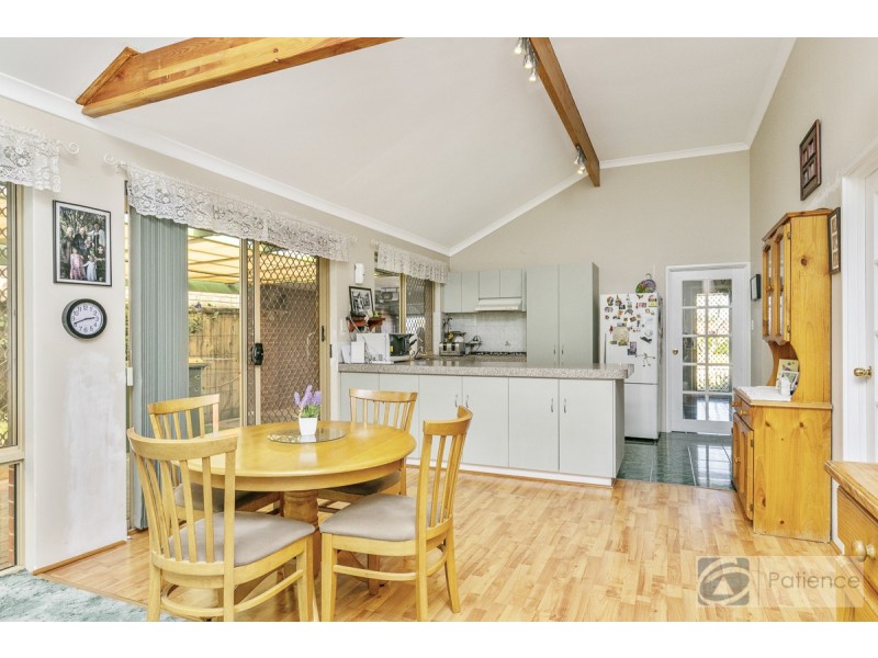 37 Midsummer Circle, Ellenbrook WA 6069