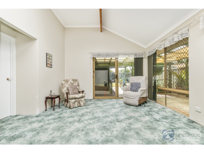 37 Midsummer Circle, Ellenbrook WA 6069