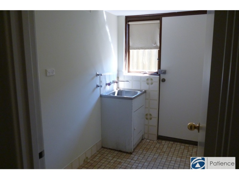 16 De Young Road, Craigie WA 6025