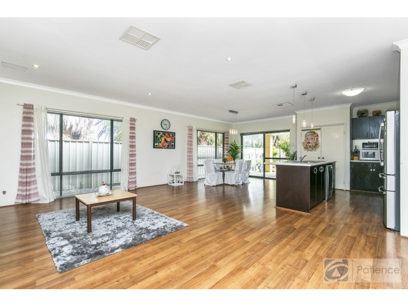 43 Vincent Road, Sinagra WA 6065