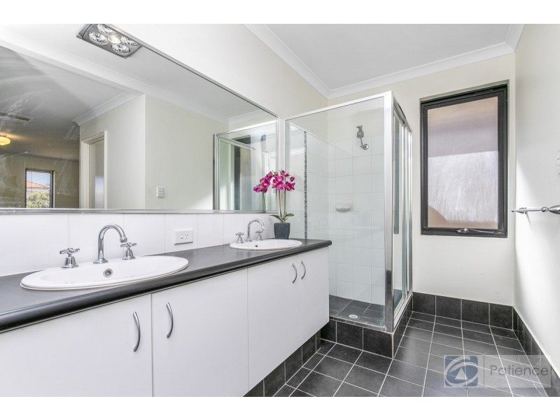 43 Vincent Road, Sinagra WA 6065