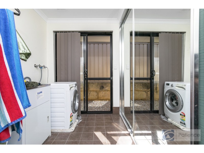 43 Vincent Road, Sinagra WA 6065