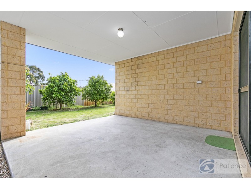 43 Vincent Road, Sinagra WA 6065