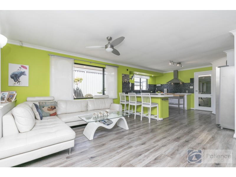 33 Rio Marina Way, Mindarie WA 6030