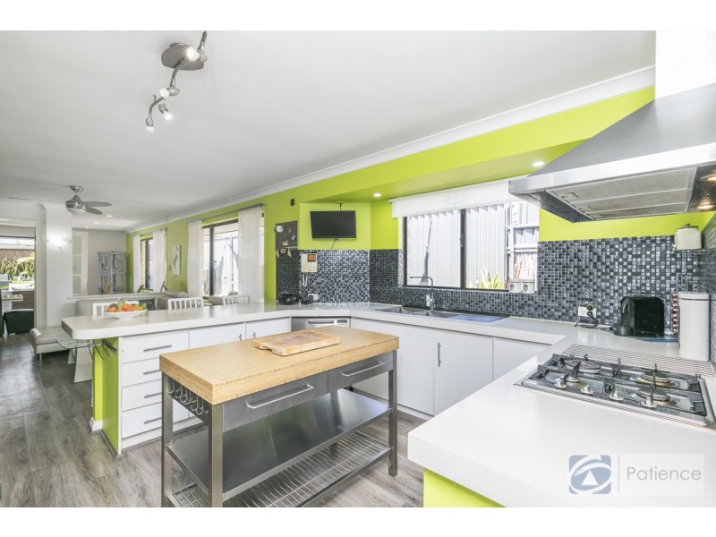 33 Rio Marina Way, Mindarie WA 6030