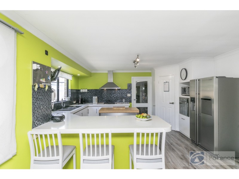 33 Rio Marina Way, Mindarie WA 6030