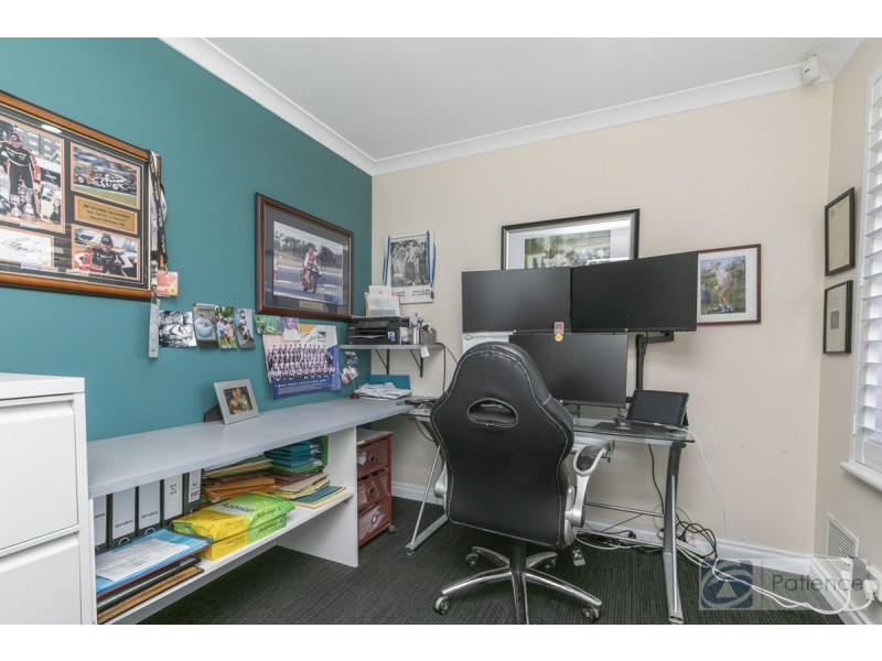 33 Rio Marina Way, Mindarie WA 6030