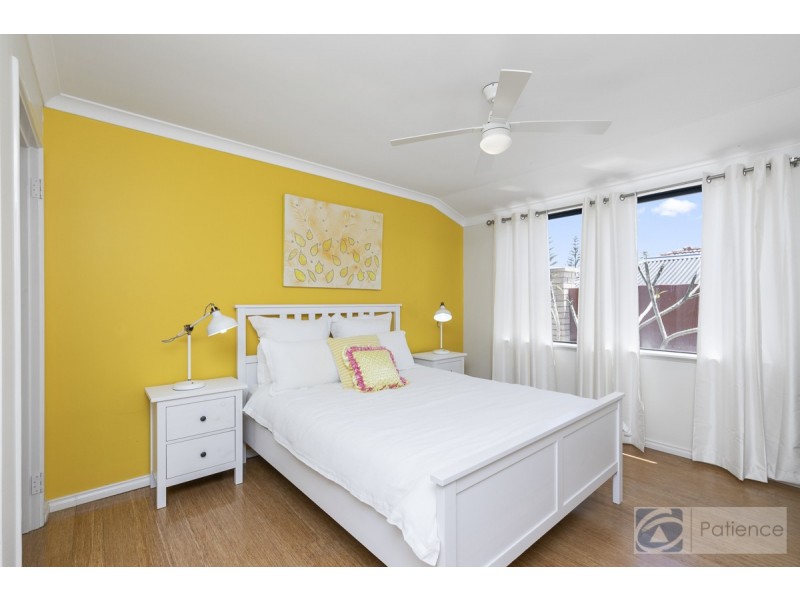 33 Rio Marina Way, Mindarie WA 6030