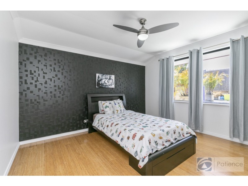 33 Rio Marina Way, Mindarie WA 6030