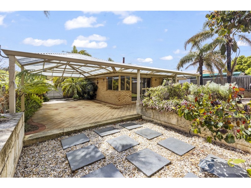 11 Manyarra Turn, Joondalup WA 6027