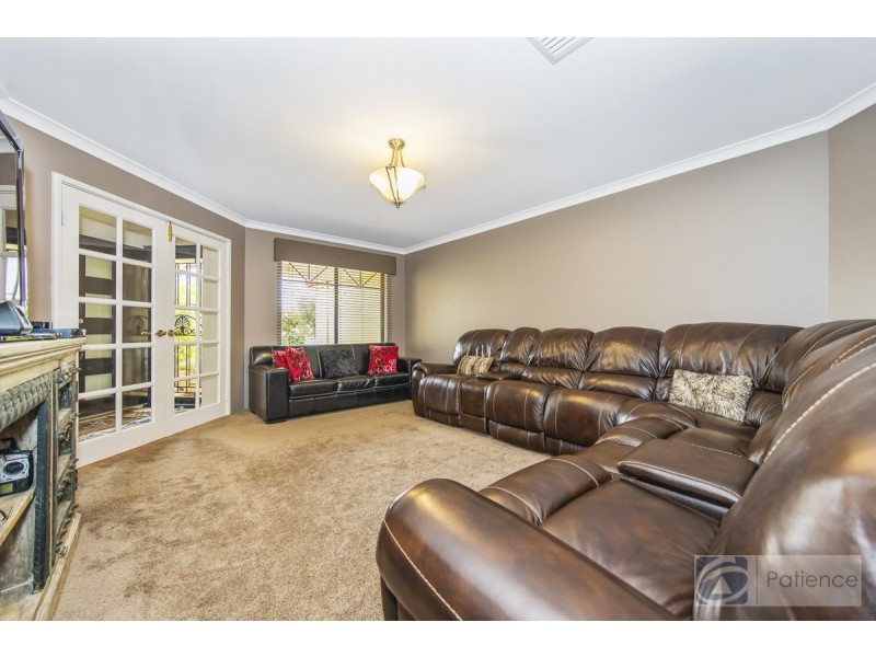 7 Talybont Bend, Butler WA 6036