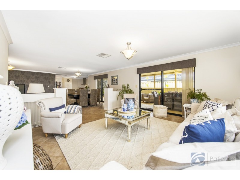 7 Talybont Bend, Butler WA 6036