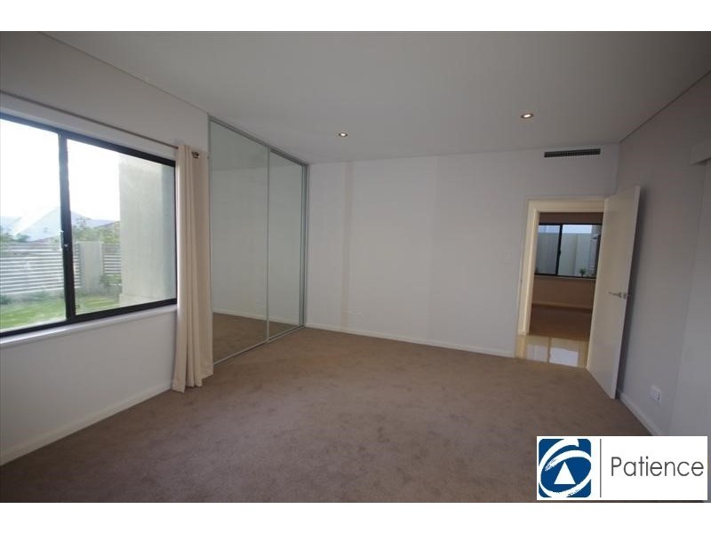 15B Cookham Road, Lathlain WA 6100