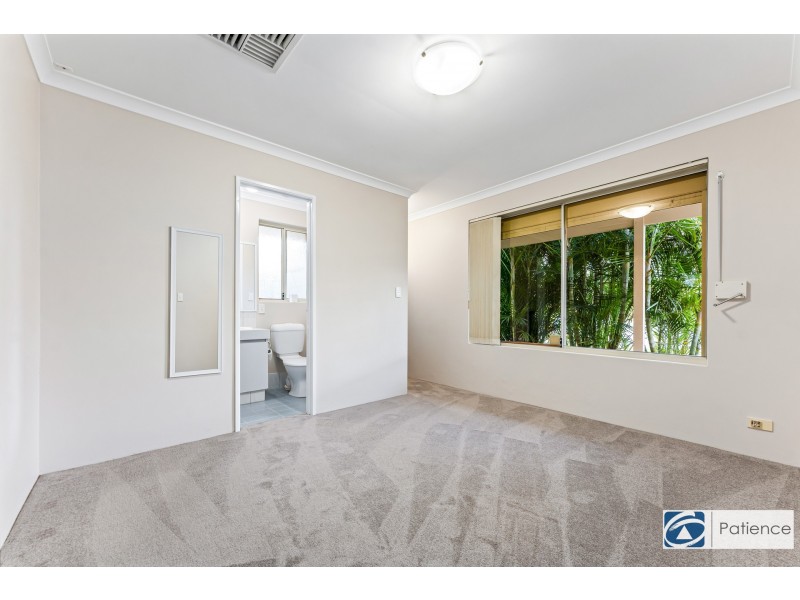 18 Canopy Court, Banksia Grove WA 6031