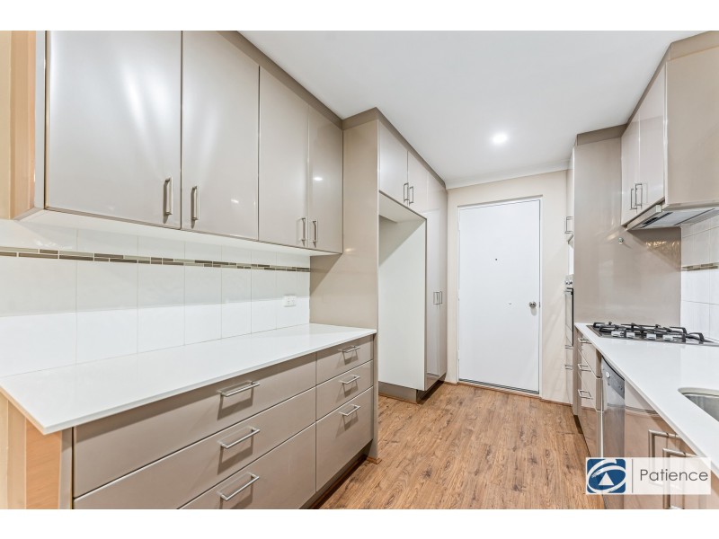 18 Canopy Court, Banksia Grove WA 6031