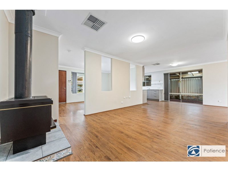 18 Canopy Court, Banksia Grove WA 6031