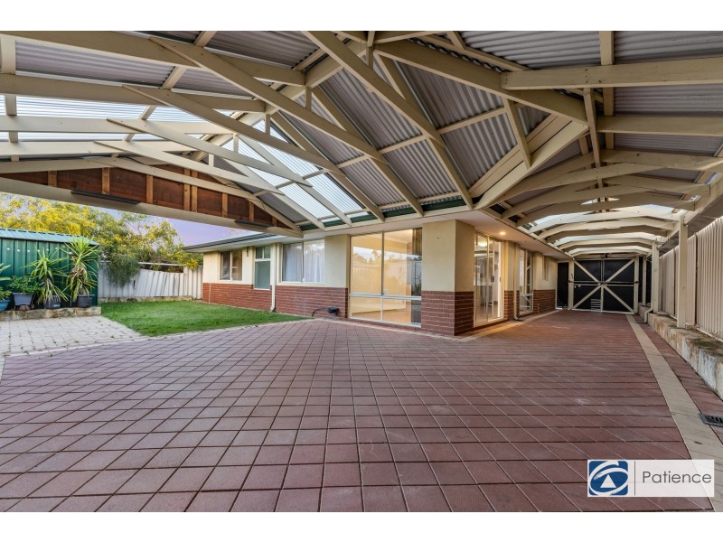 18 Canopy Court, Banksia Grove WA 6031