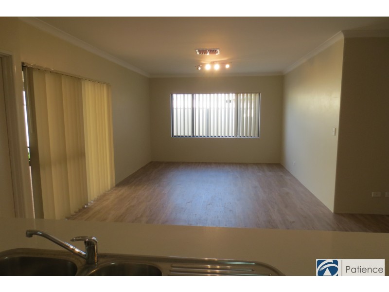 1 Highcliffe Rise, Currambine WA 6028