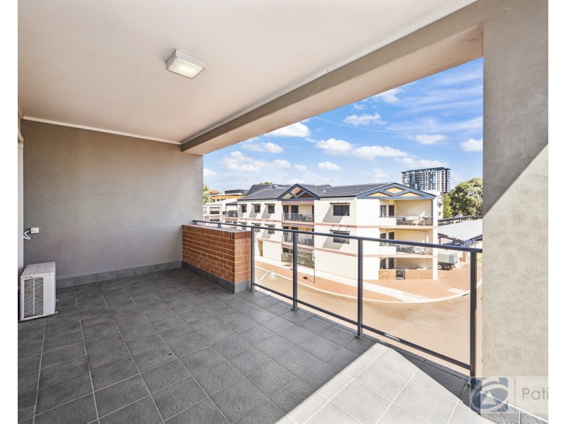 24/56 Grand Boulevard, Joondalup WA 6027