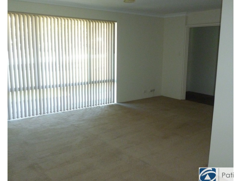 16 De Young Road, Craigie WA 6025