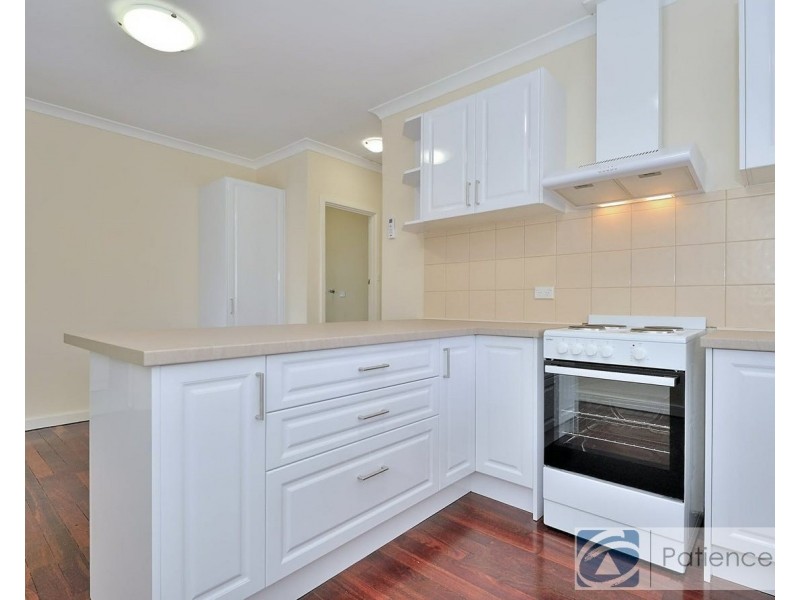 15 Sefton Avenue, Viveash WA 6056