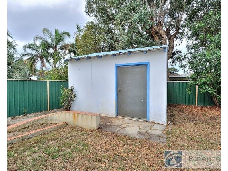 15 Sefton Avenue, Viveash WA 6056