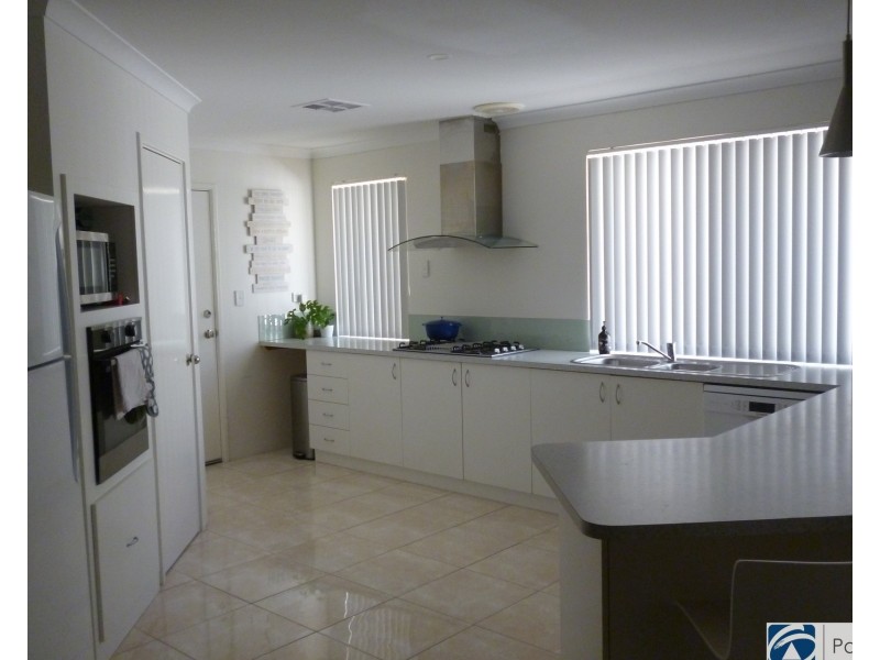 5 Kandinsky Approach, Tapping WA 6065