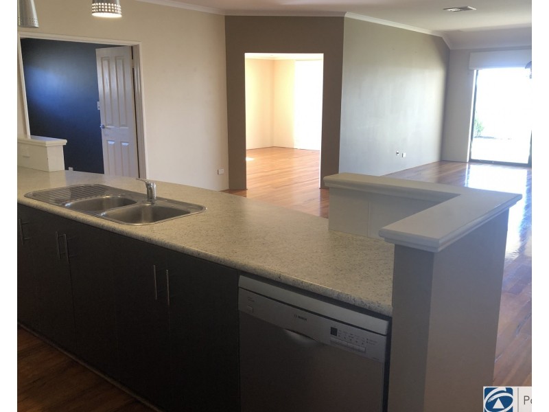 23 Daimler Drive, Tapping WA 6065